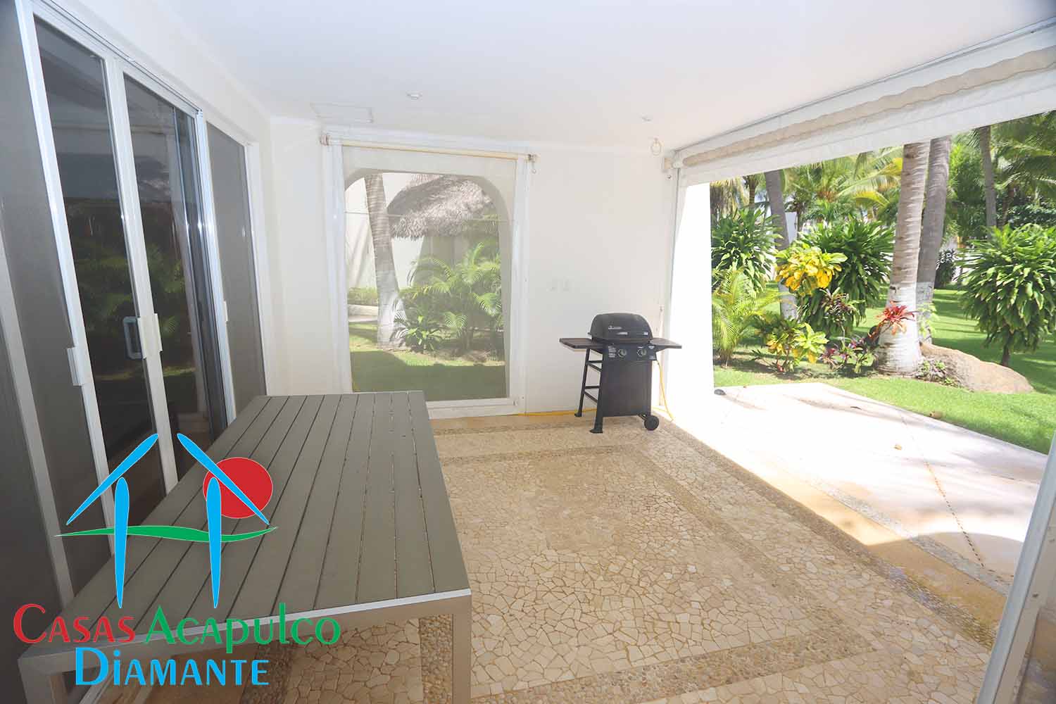 Son Vida Mallorca 7 - Terraza, palapa y jardines 2